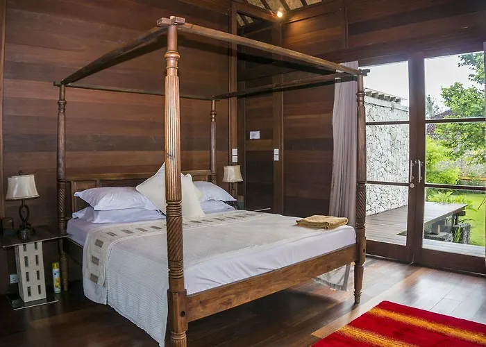 Tropica Shipwreck Lembongan Holiday park BALI