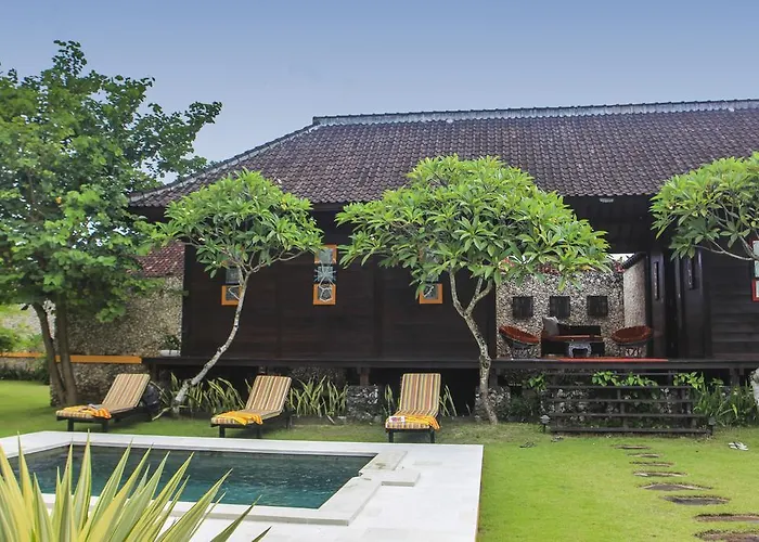 Tropica Shipwreck Lembongan Holiday park