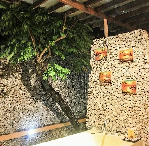 Tropica Shipwreck Lembongan Holiday park 2*