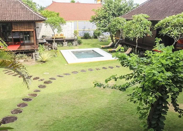 Tropica Shipwreck Lembongan Holiday park